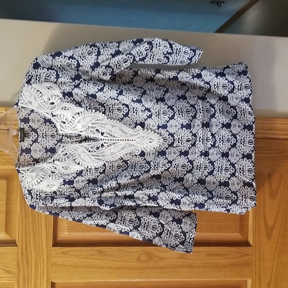 Talbots Tops - Talbots Blue & White Lightweight 3/4 Length Sleeve Small Shirt